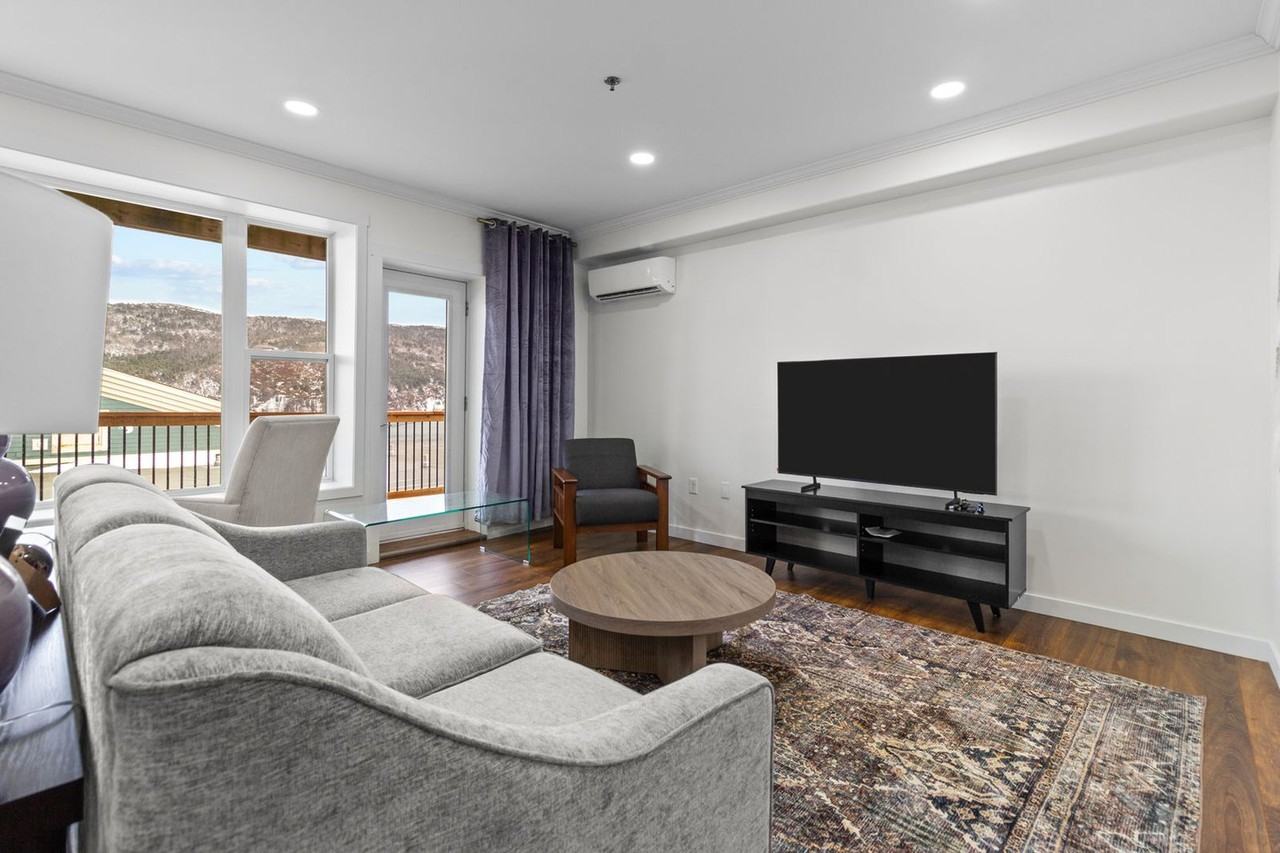 141 Duckworth St #1438814P - Photo 7 of 25