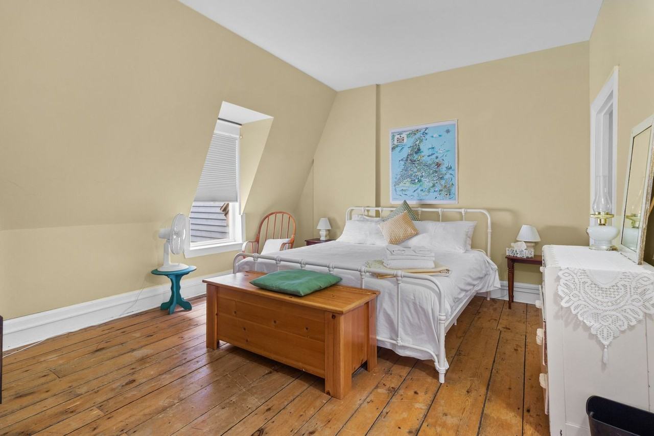 79 Alexander St #1438811P - Photo 5 of 23