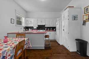 featured image of 79 Alexander St