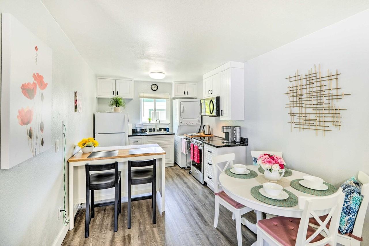 434 Larkin St #1305279P - Photo 6 of 24