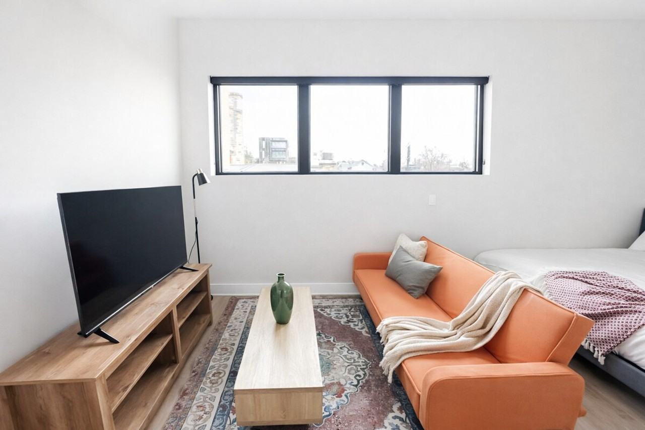 4624 Douglas St #1464877P - Photo 2 of 14