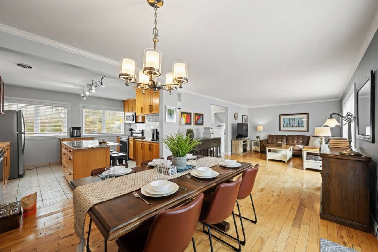 8212 98 Ave Nw #1340544P - Photo 4 of 50