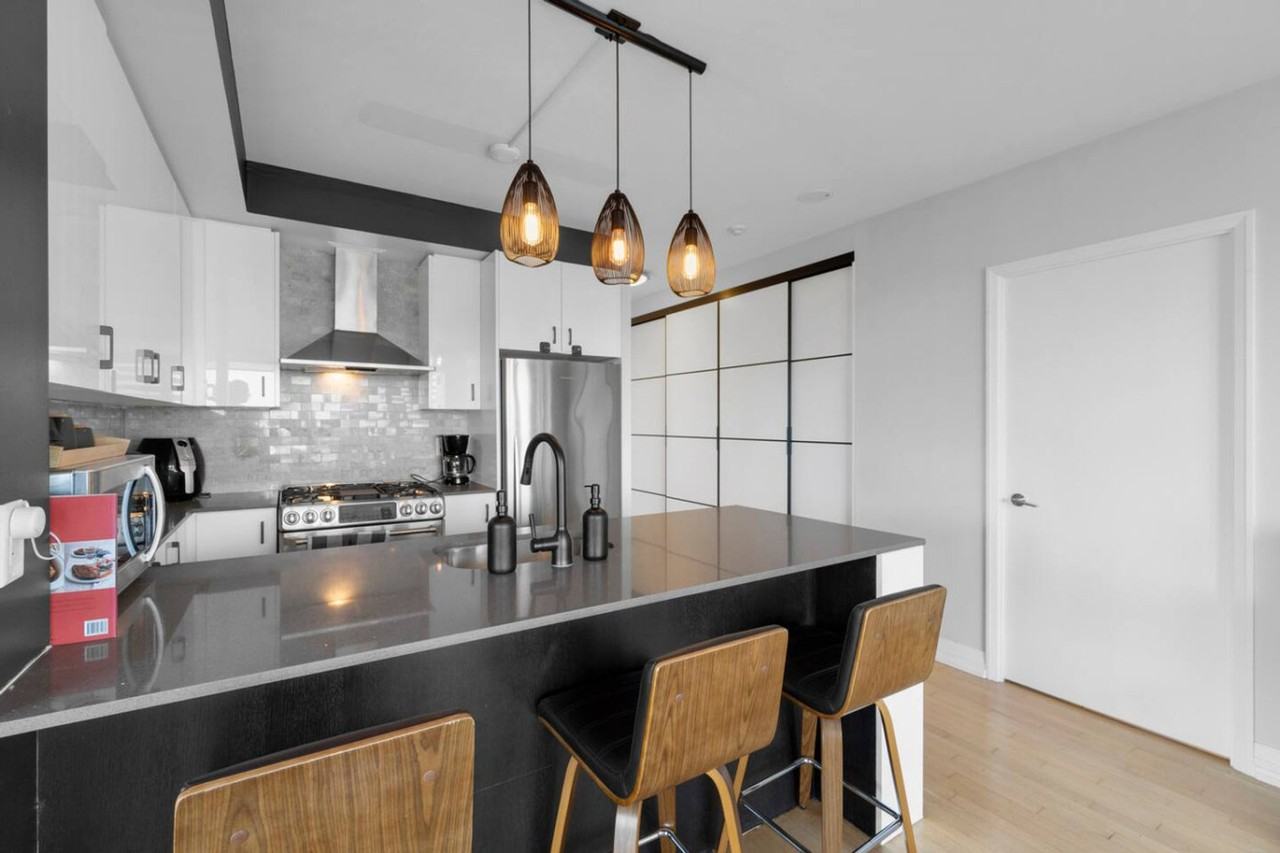 224 Carlton St #1403803P - Photo 7 of 20