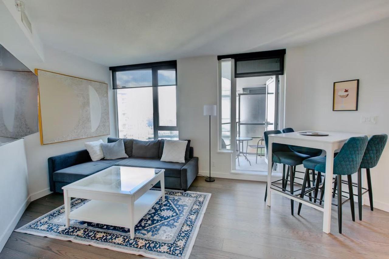 32 Smithe St #1473074P - Photo 4 of 35