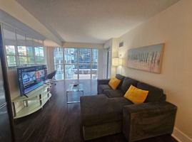 featured image of 300 Front St W