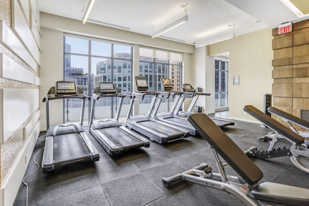 300 Front St W #1471501P - Photo 7 of 22