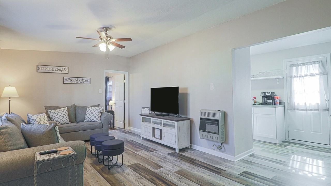 1806 Curcor Dr #1473620P - Photo 2 of 16