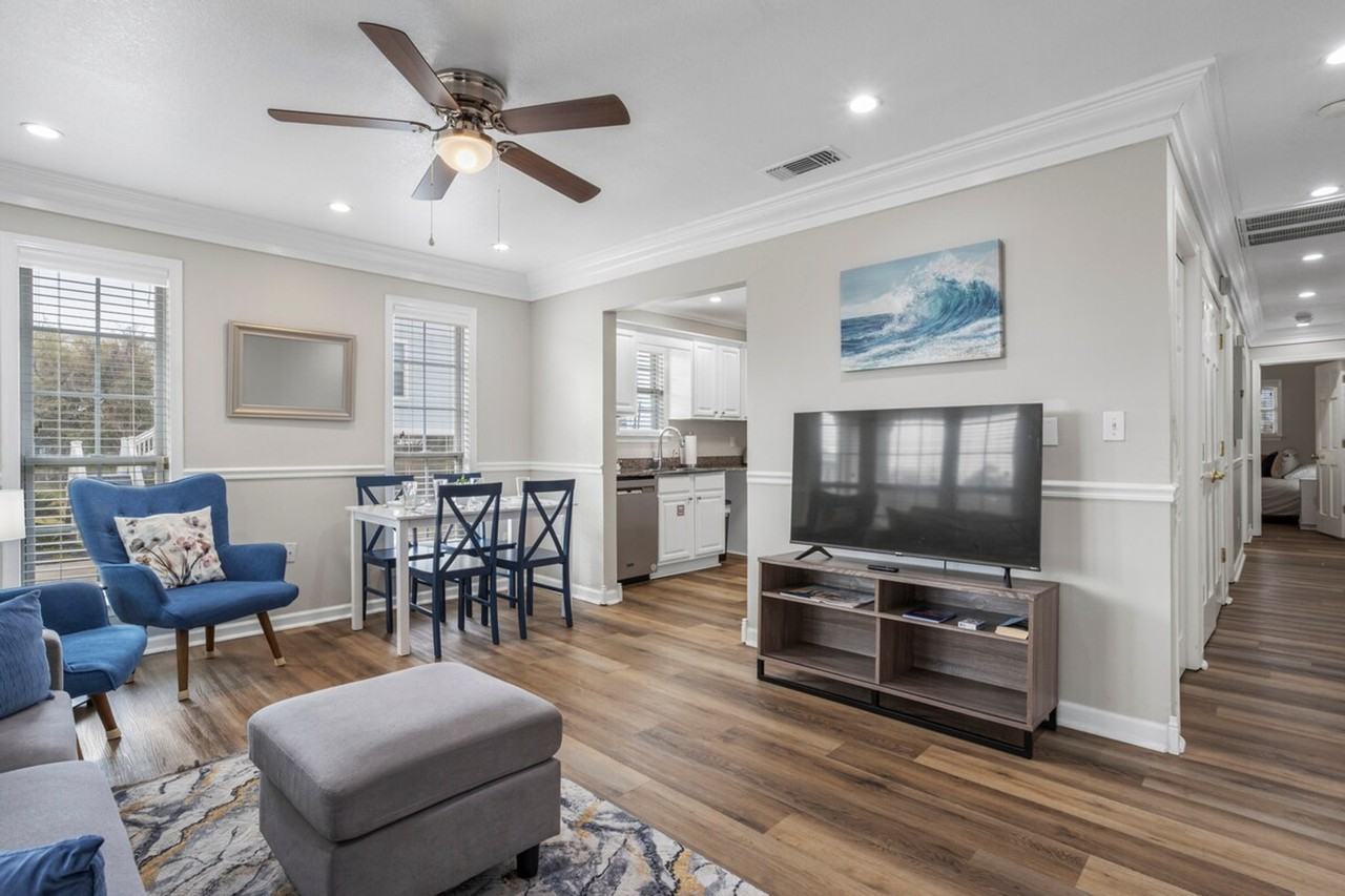 426 Russell Ave #1473622P - Photo 2 of 50