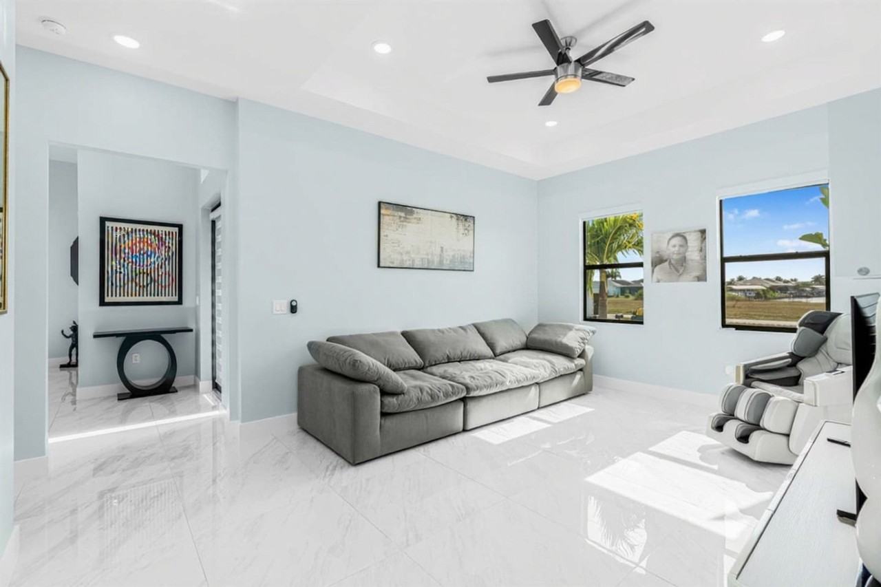 3611 Gulfstream Pkwy #1490227P - Photo 2 of 42