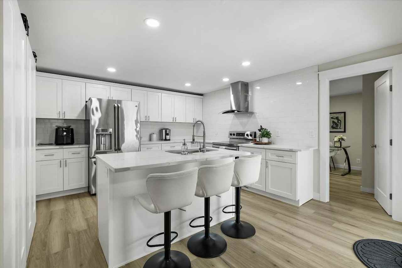2410 W Bruneau Ave #1491657P - Photo 6 of 30