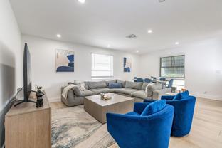 825827 Sw 14th St - Photo 1 of 1