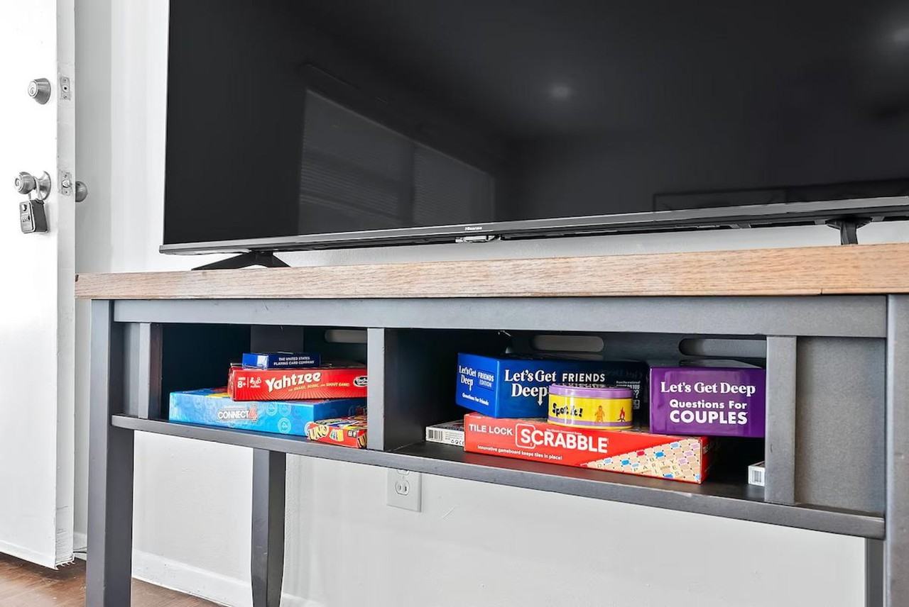 814 Holiday Ave #1472884P - Photo 5 of 36