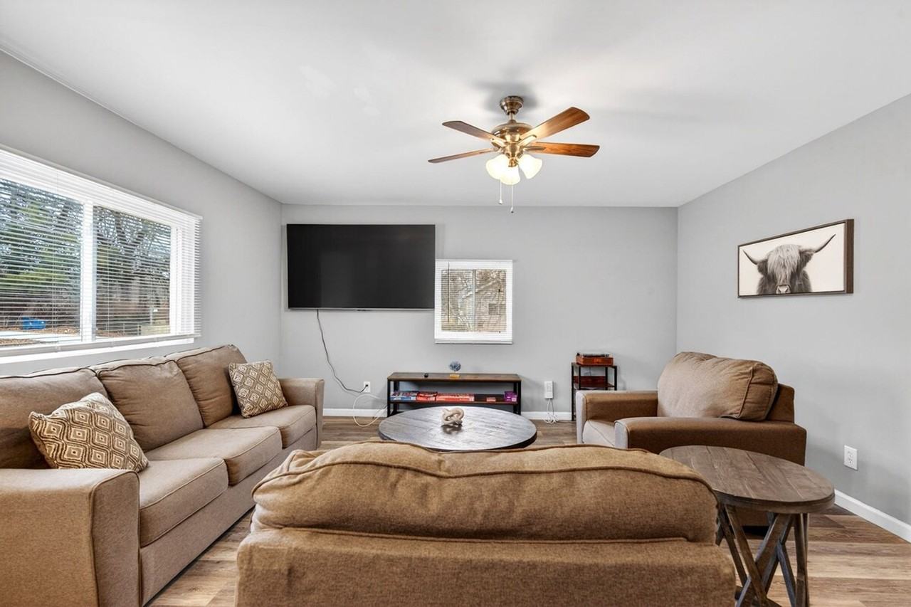 7792 Alicia Ct #1472903P - Photo 3 of 29