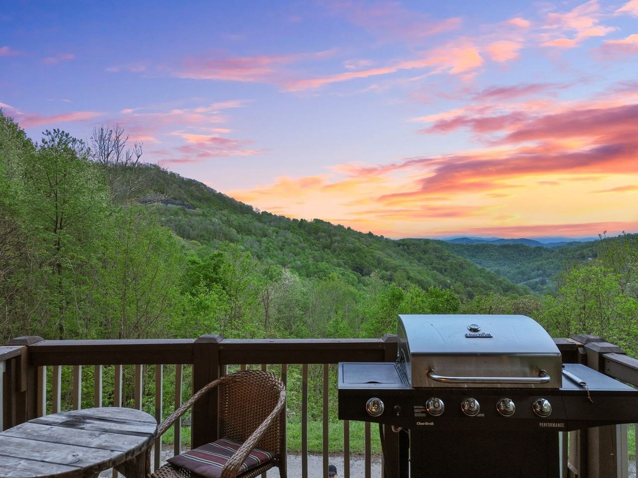 95 Breakaway Trl South #1023342P - Photo 7 of 47