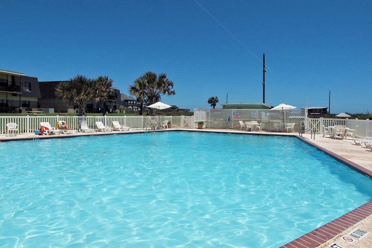 704 Island Retreat Rd #1023231P - Photo 4 of 26