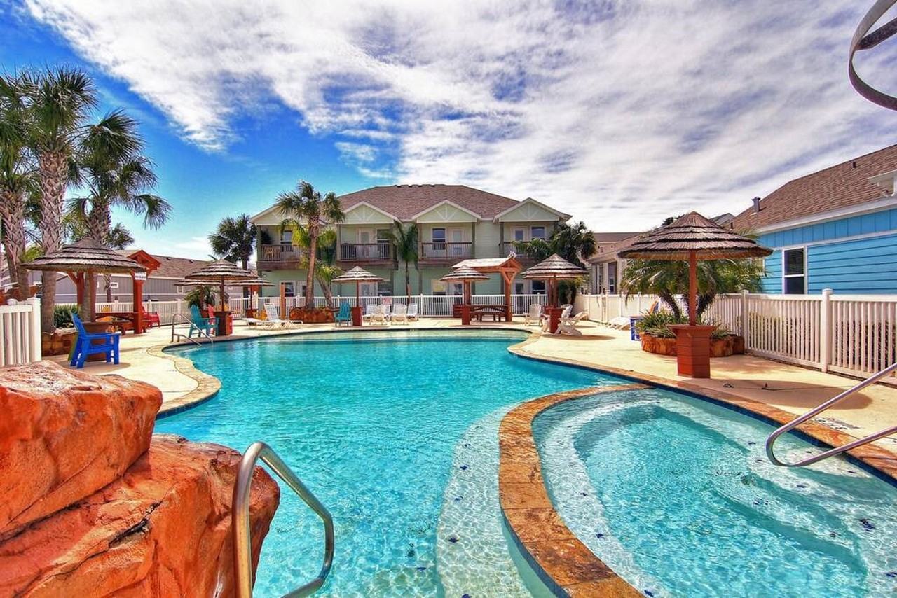 2212 Texas 361 - Photo 6 of 37