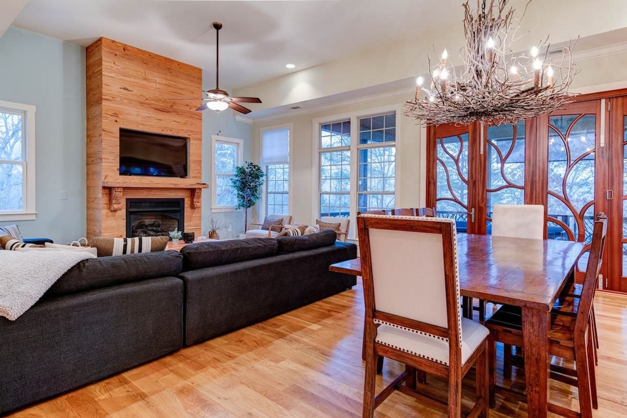 376 Grandview Dr #1023136P - Photo 2 of 34