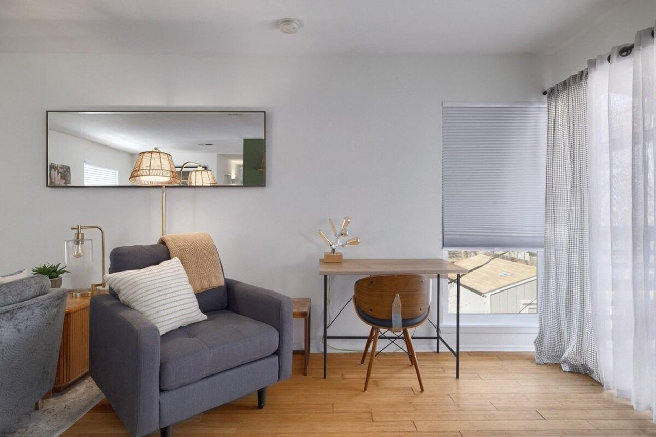 2806 Rae Dell Ave #1495899P - Photo 3 of 23