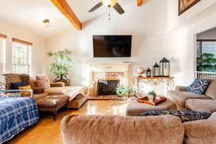 3869 Spencer St - Photo 1 of 1