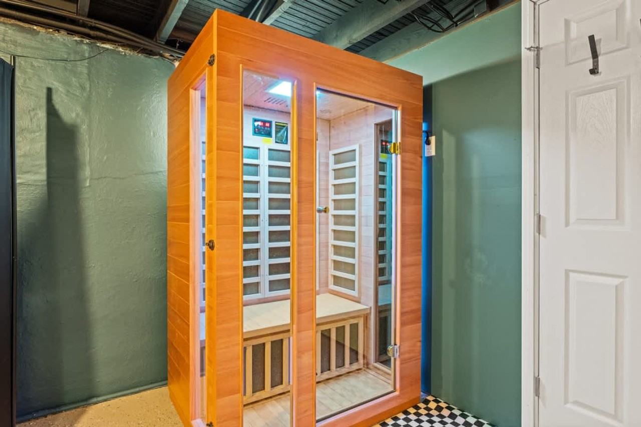 2850 Hazel Ave #1496064P - Photo 6 of 39