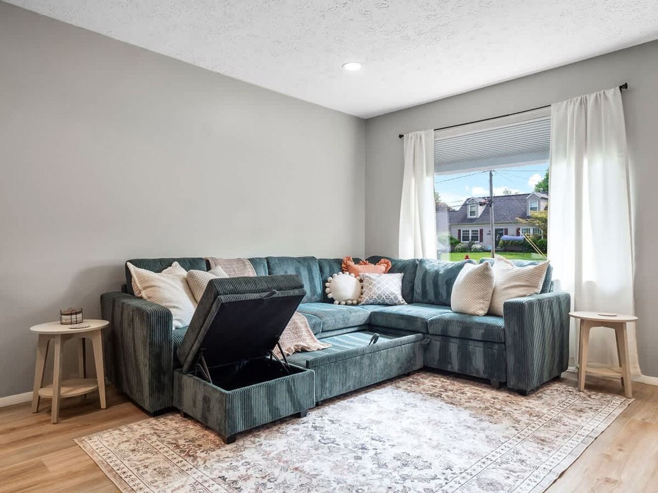 291 Hunter Ave #1496075P - Photo 3 of 30