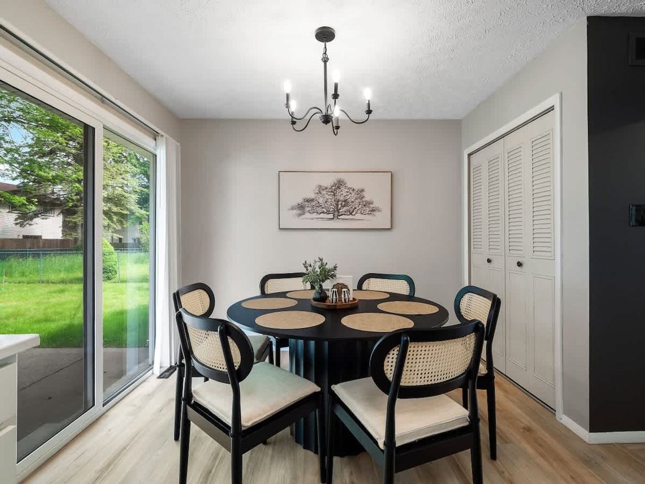 291 Hunter Ave #1496075P - Photo 5 of 30