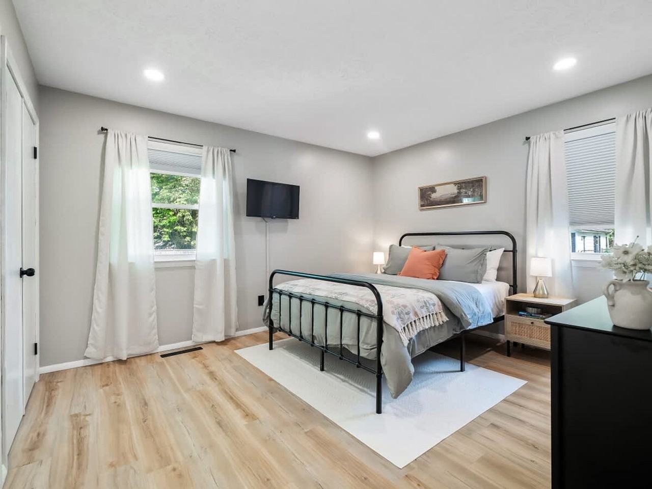 291 Hunter Ave #1496075P - Photo 6 of 30