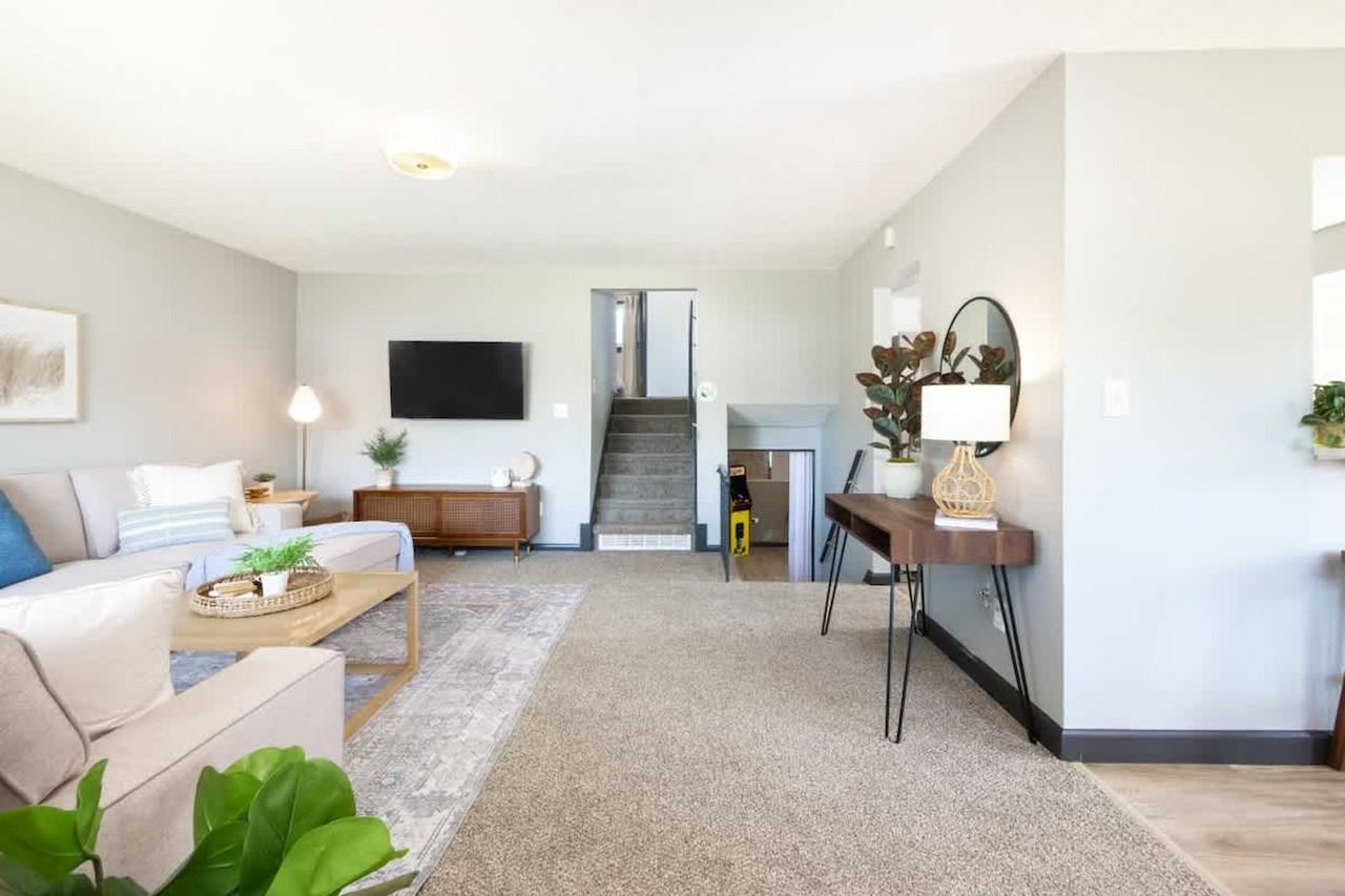 8910 Cambridge Dr #1496114P - Photo 4 of 50