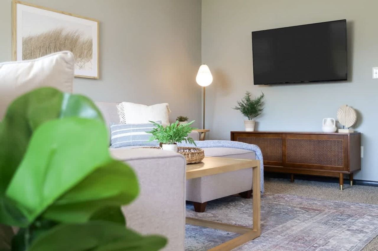 8910 Cambridge Dr #1496114P - Photo 7 of 50