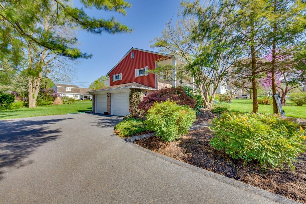 25 Meadow View Dr #1385961P - Photo 3 of 24