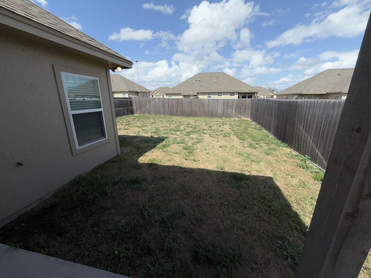 3463 Fenway Circle - Photo 7 of 20