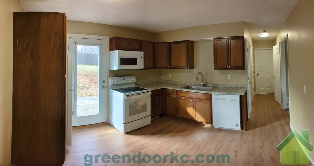 513 N Church St #513 - Photo 2 of 14