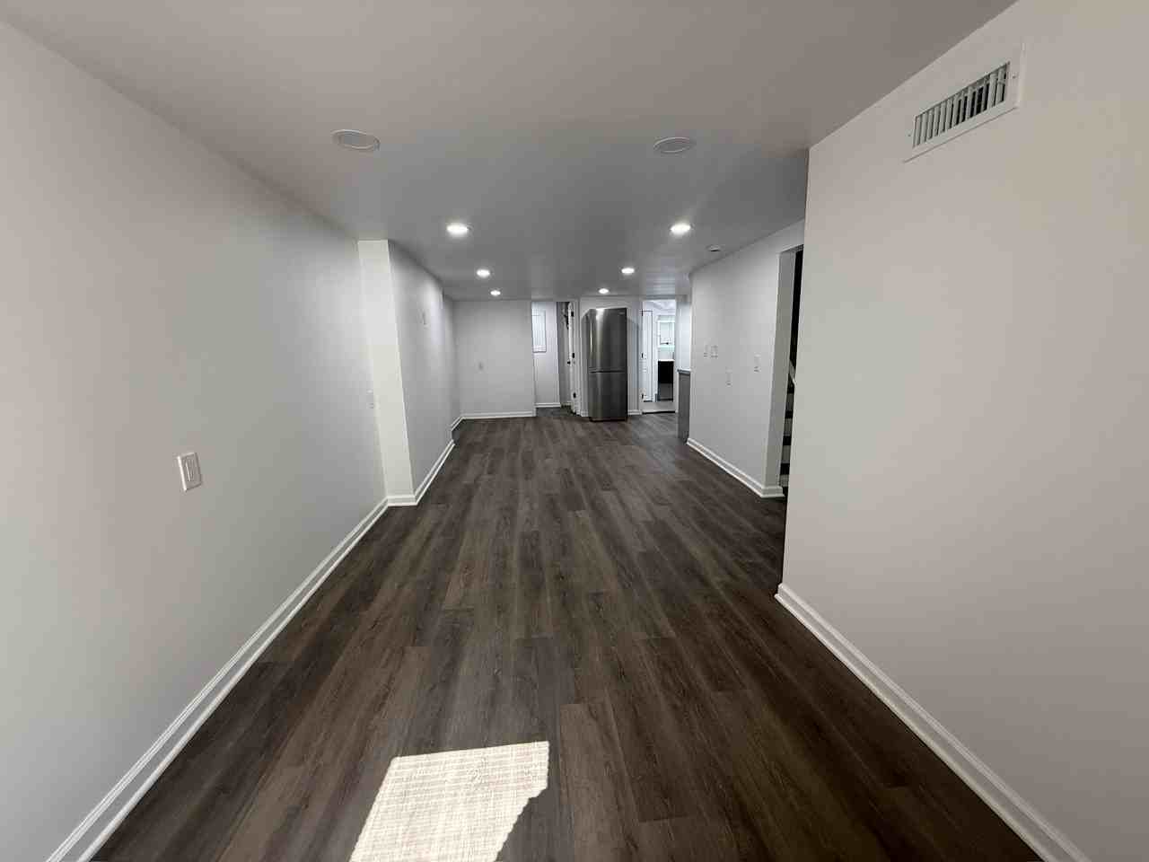 Underhill Ave - Photo 3 of 5