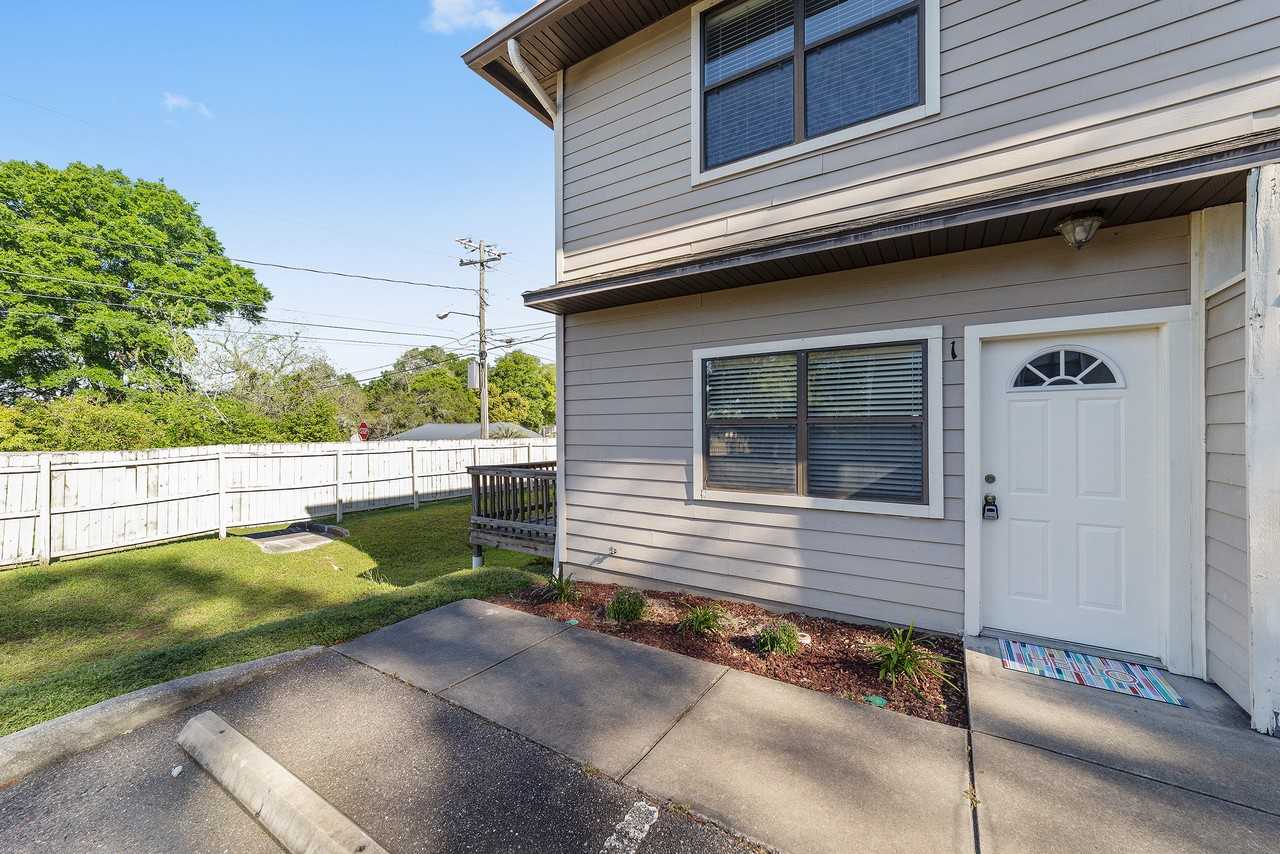 15321 Nw 141st St #3 - Photo 4 of 9