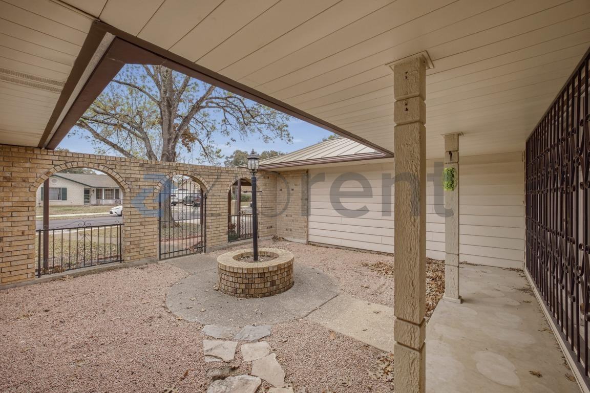 3119 Satellite Dr - Photo 7 of 37