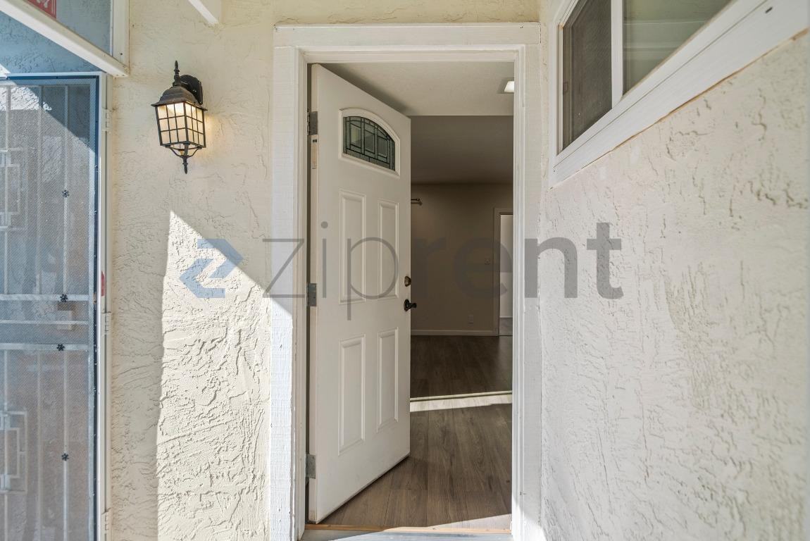 37789 Essanay Pl - Photo 6 of 37