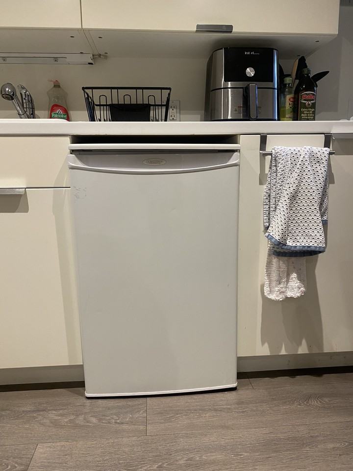 16 Montrose Avenue - Photo 4 of 17