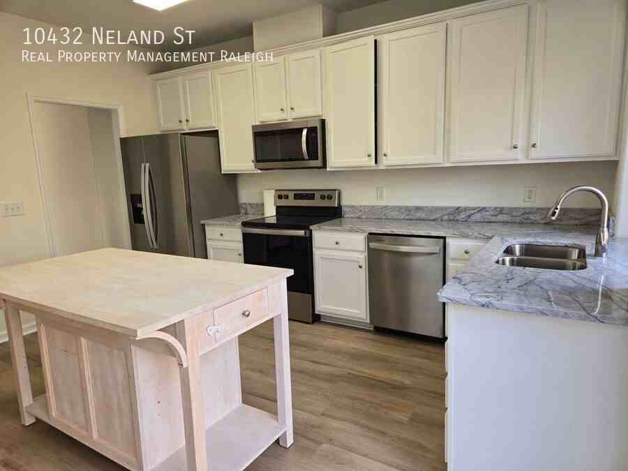 10432 Neland St - Photo 7 of 13