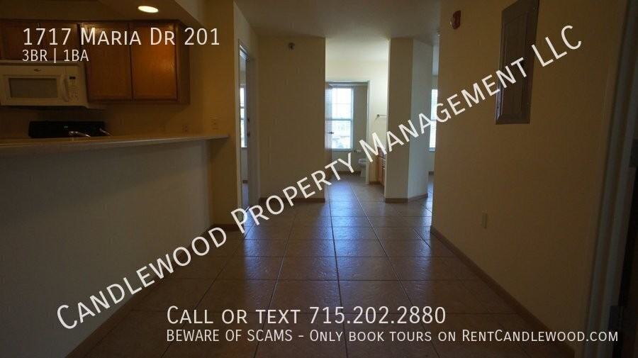 1717 Maria Dr - Photo 4 of 22