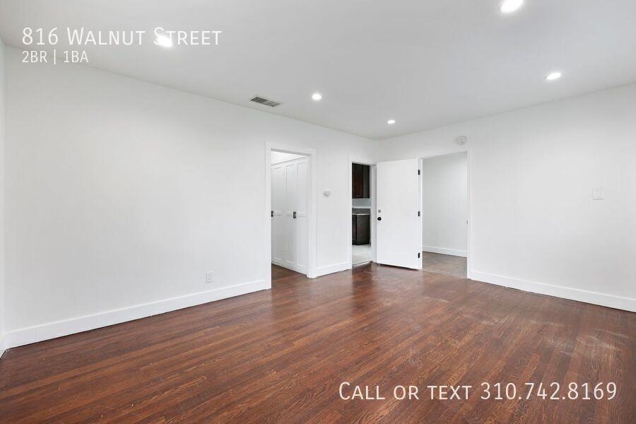 816 Walnut St - Photo 7 of 25