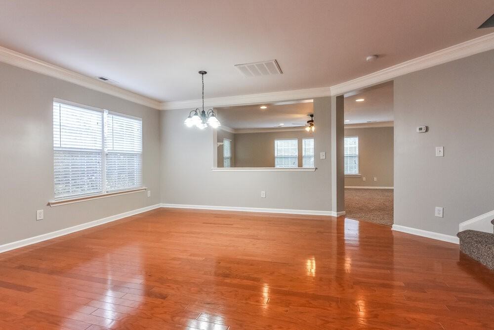 6539 Guard Hill Dr - Photo 2 of 15