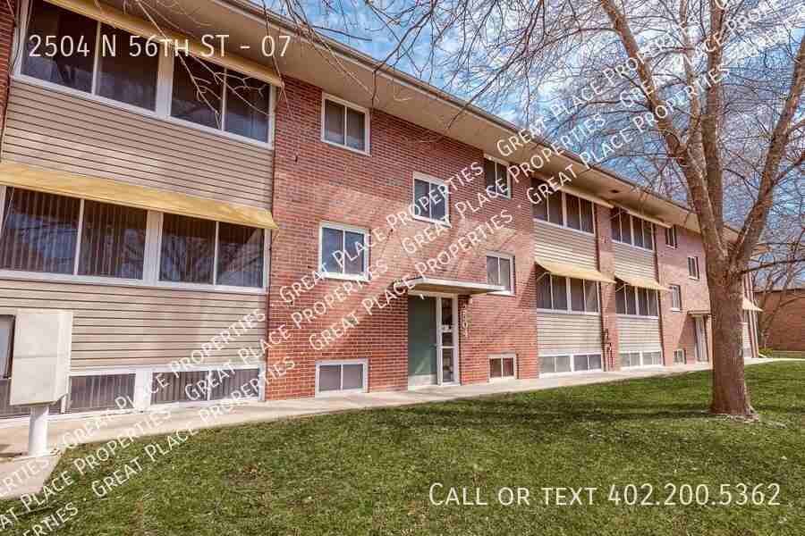 2504 N 56th St #07 - Photo 4 of 14