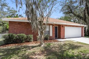 featured image of 9811 N Connechusett Rd