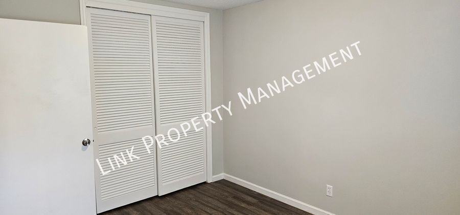 1640 Keeble St - Photo 7 of 33