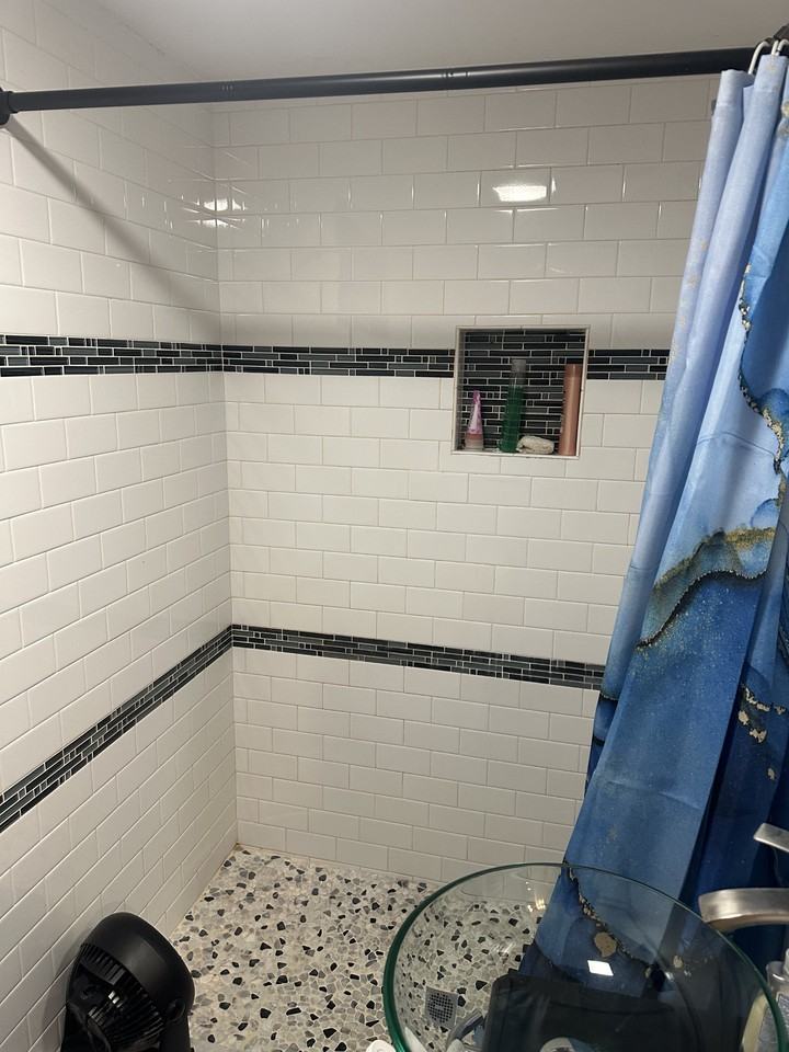 39 Vinton St #REAR - Photo 2 of 10