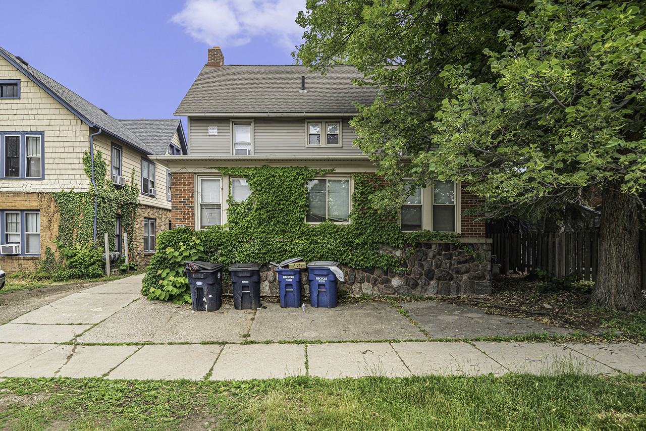 335 Packard St - Photo 2 of 18