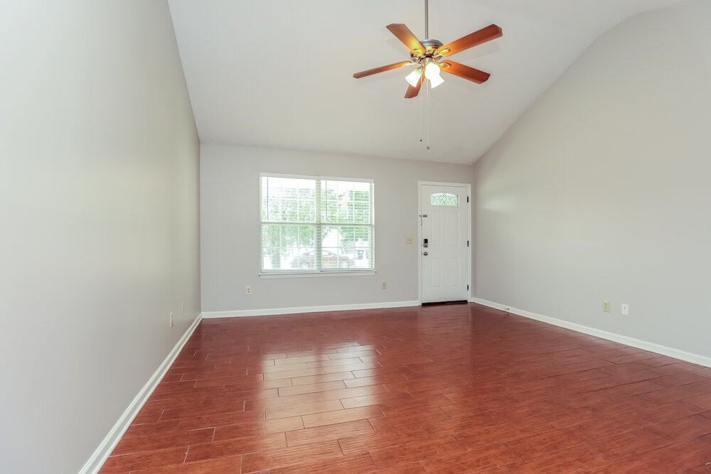 506 Gammon Ln - Photo 3 of 16