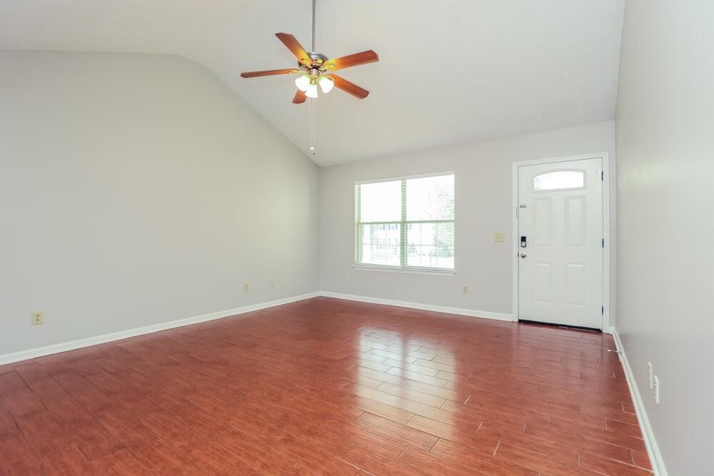 506 Gammon Ln - Photo 4 of 16