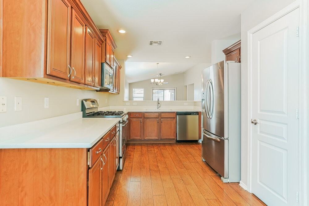 1851 W Desert Canyon Dr - Photo 6 of 16