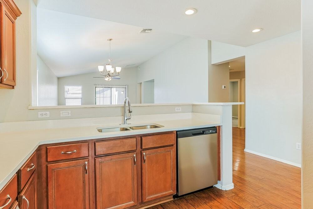 1851 W Desert Canyon Dr - Photo 7 of 16